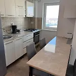 Coresi Topcity 2camere Apartament