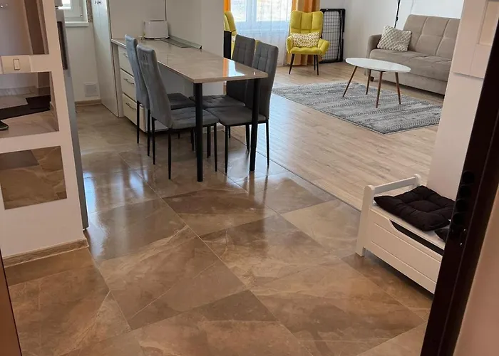 Coresi Topcity 2camere Брашов